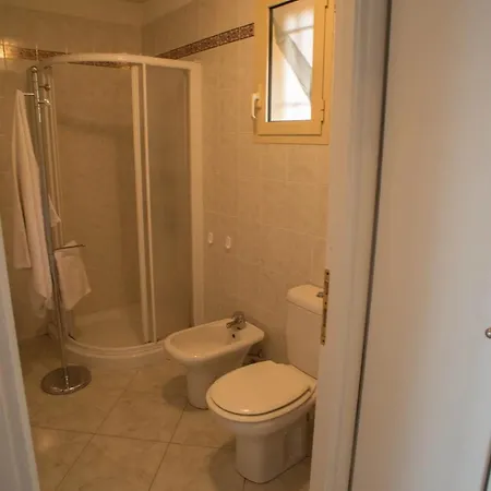26tl - 3p Climatise Avec Parking Et Terrasse Menton
